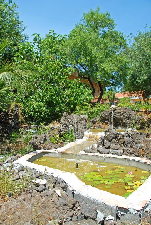 Sotto Il Vulcano Ніколозі Екстер'єр фото